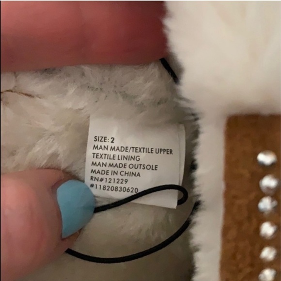 Bebe Kids Faux Fur Linder Winter Boots - Picture 10 of 11